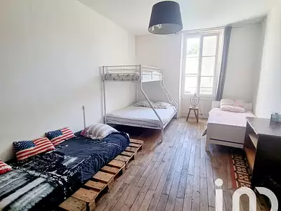 Maison, 235 m²