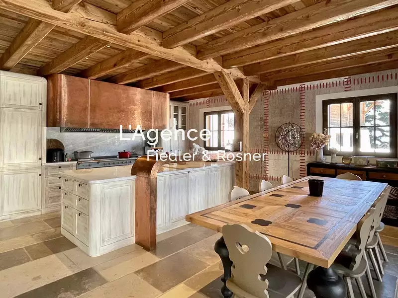 Maison, 285 m²