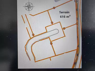 Terrain, 616 m²