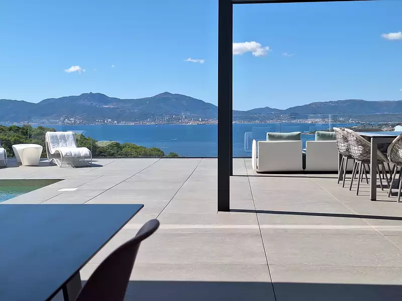 Maison, 211 m²