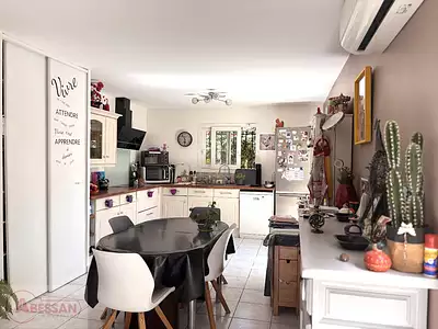 Maison, 90 m²