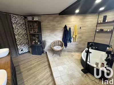 Maison, 272 m²