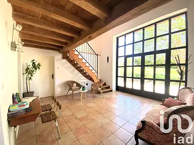 Maison, 680 m²