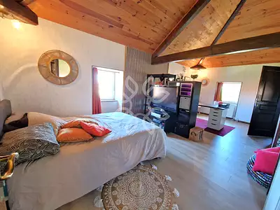 Maison, 285 m²