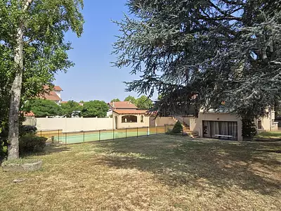 Maison, 235 m²