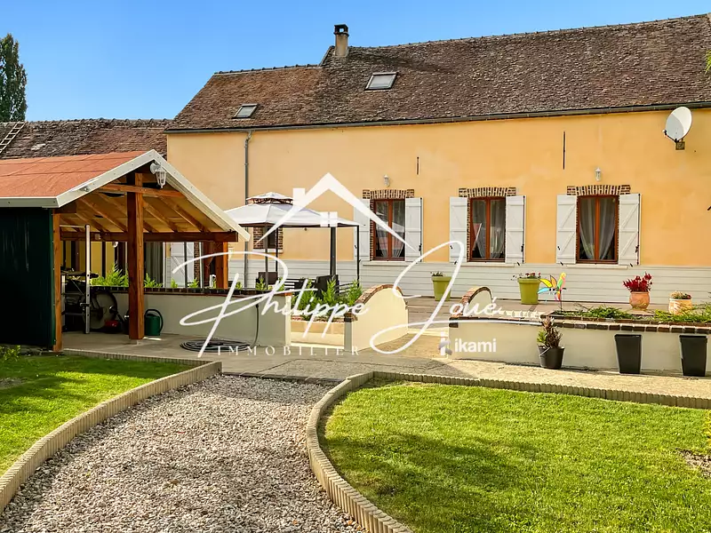 Maison, 260 m²