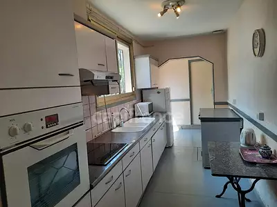 Maison, 198 m²