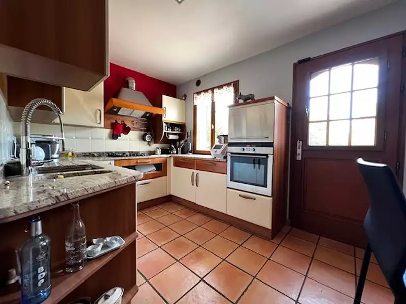 Maison, 201 m²