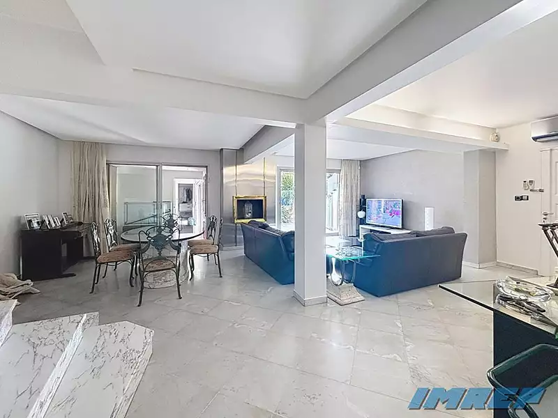 Maison, 188 m²