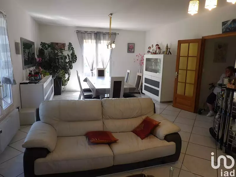 Maison, 166 m²