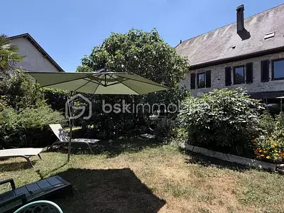 Maison, 311 m²