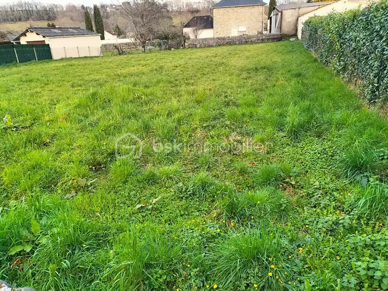 Terrain, 908 m²