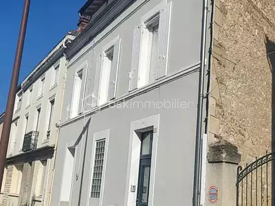 Maison, 195 m²