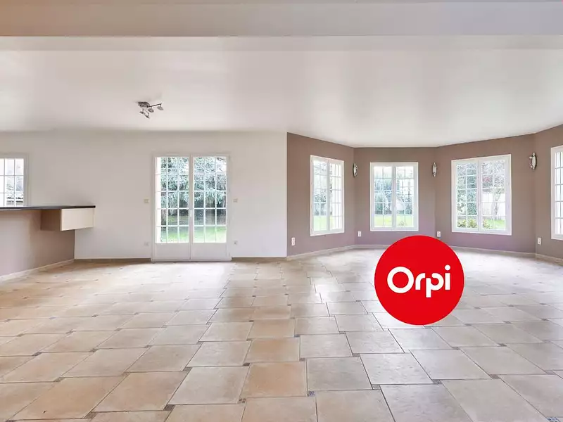 Maison, 302 m²