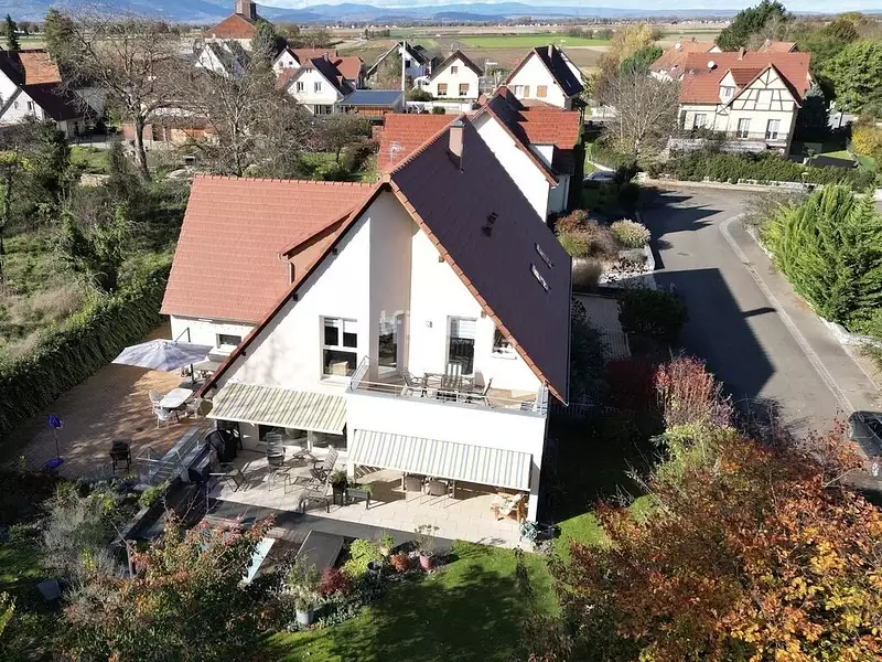 Maison, 231 m²