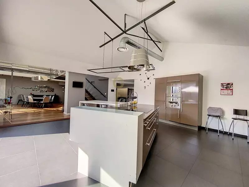 Appartement, 280 m²