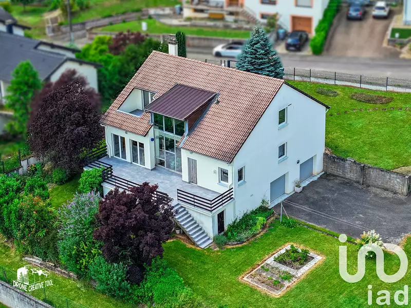 Maison, 192 m²