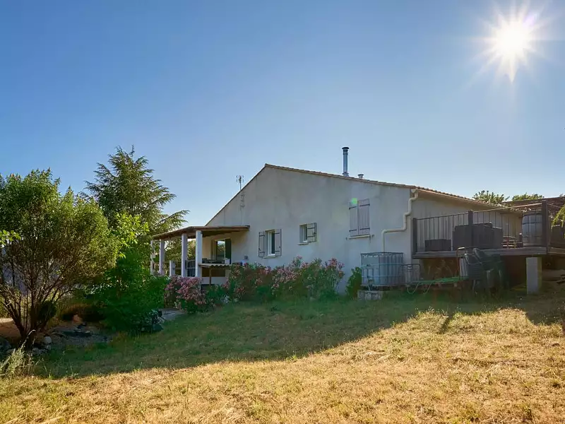 Maison, 220 m²