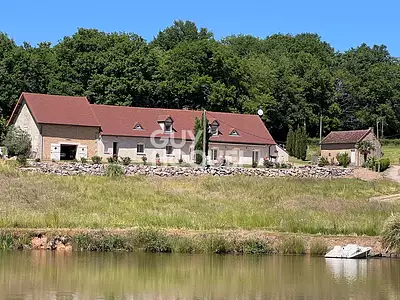 Maison, 240 m²