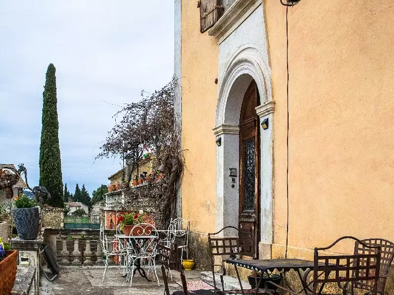 Maison, 1 020 m²