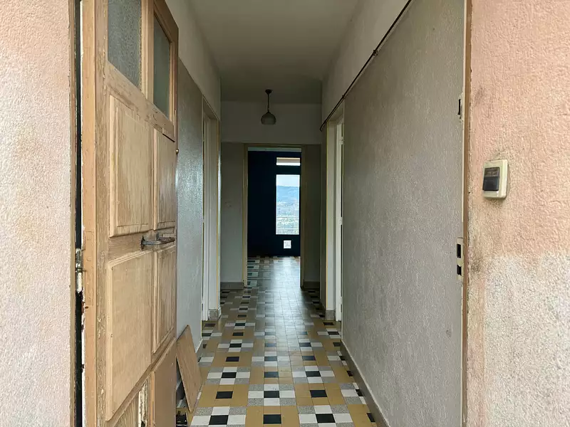 Immeuble, 266 m²