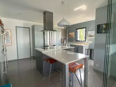 Maison, 210 m²
