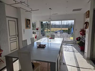 Maison, 250 m²