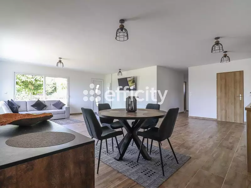 Maison, 92 m²