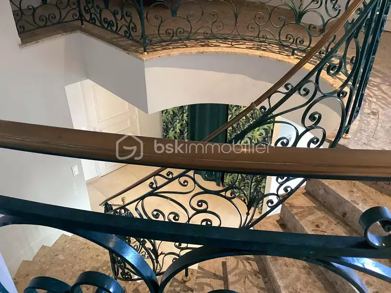 Maison, 310 m²
