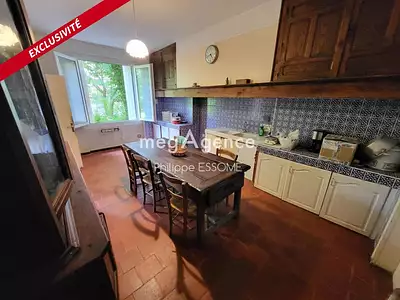 Maison, 320 m²