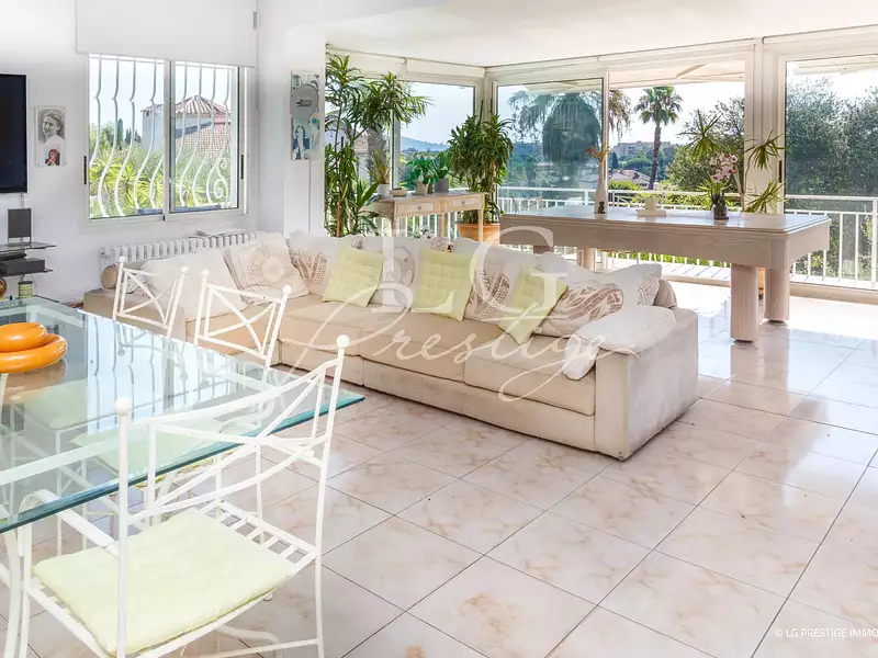 Maison, 180 m²