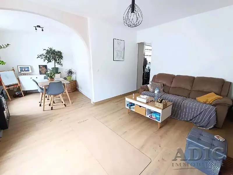 Maison, 97 m²