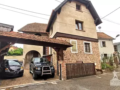 Maison, 235 m²