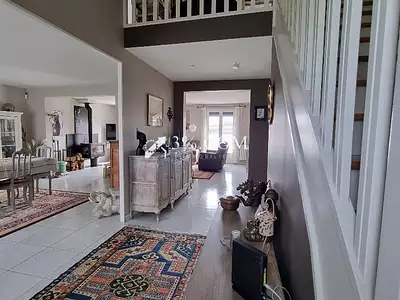Maison, 163 m²