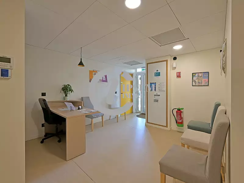 Divers, 15 m²