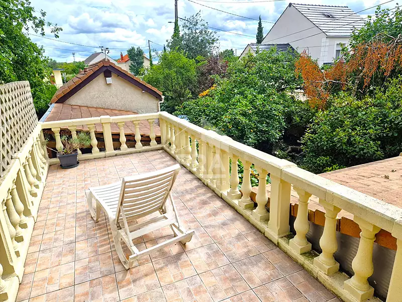 Maison, 266 m²