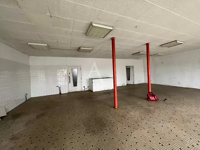 Immeuble, 90 m²