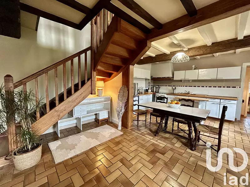 Maison, 220 m²