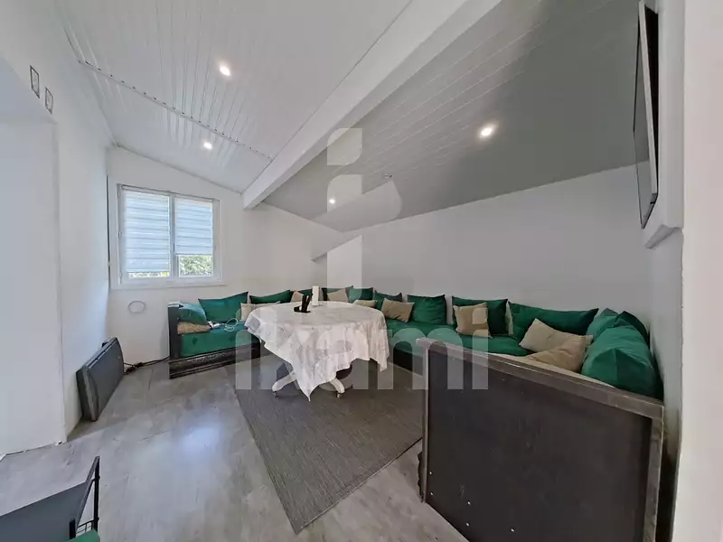Maison, 218,85 m²