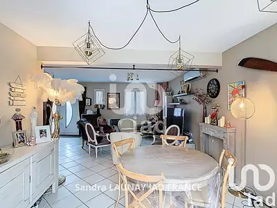 Maison, 202 m²
