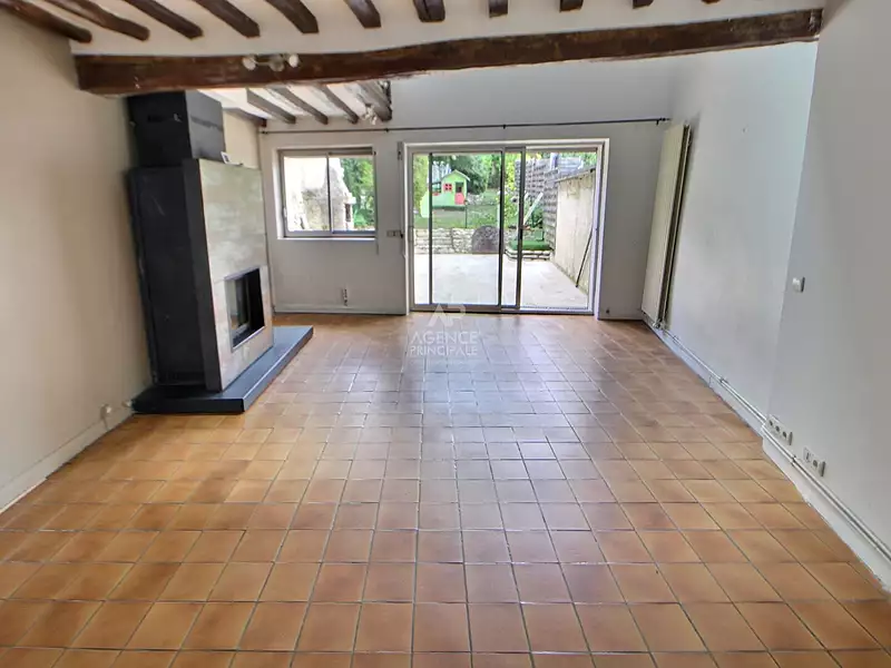 Maison, 180 m²