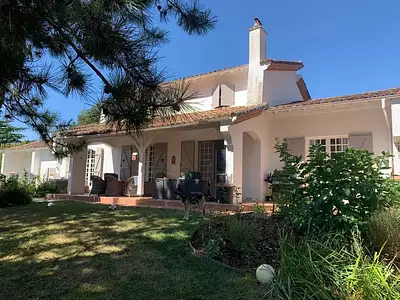 Maison, 185 m²