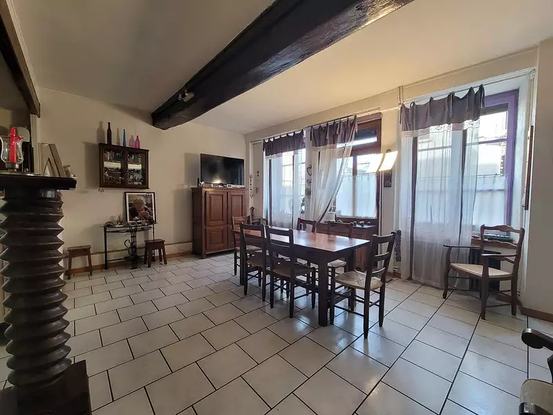 Maison, 254 m²