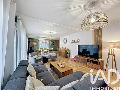 Maison, 202 m²