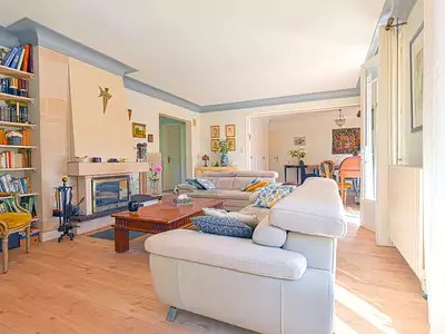 Maison, 220 m²