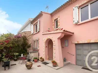 Maison, 128,7 m²