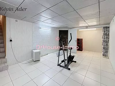 Maison, 245 m²