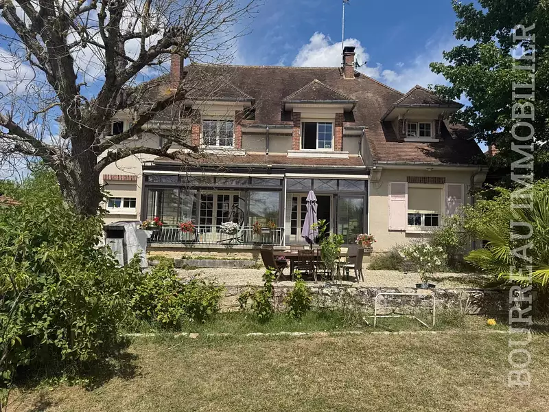 Maison, 251 m²