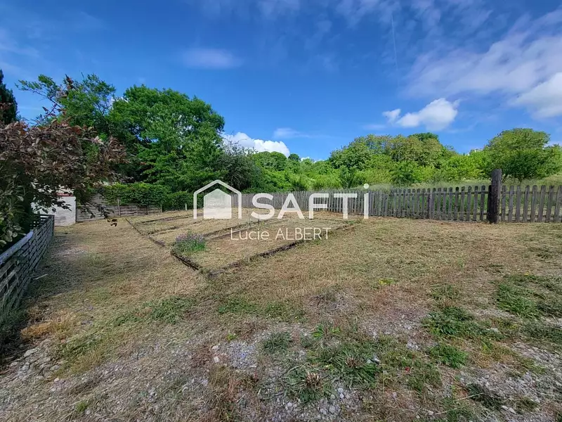 Terrain, 3 400 m²