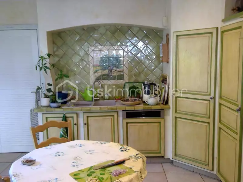 Maison, 206 m²